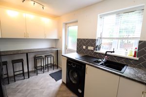 Refitted kitchen- click for photo gallery